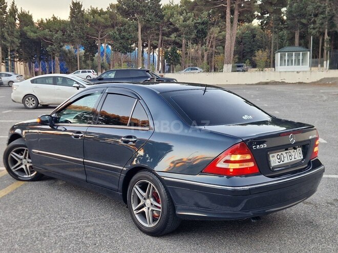 Mercedes C 200 2000, 254,378 km - 2.0 л - Sumqayıt