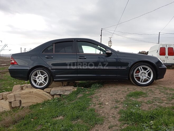Mercedes C 200 2001, 380,000 km - 2.2 l - Bakı