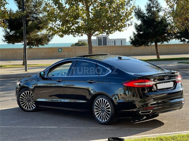 Ford Fusion (North America) 2018, 117,985 km - 2.0 л - Bakı