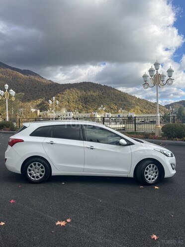 Hyundai i30 2015, 252,000 km - 1.6 l - Qəbələ