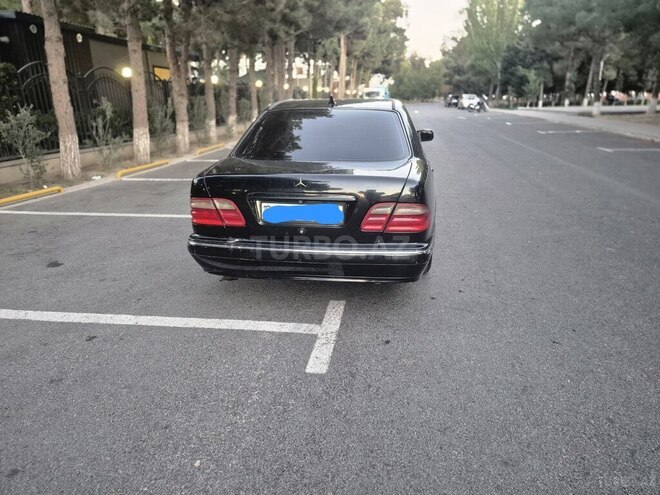 Mercedes E 320 1999, 345,000 km - 3.2 l - Sumqayıt