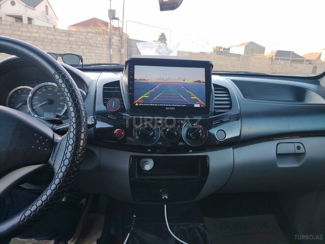 Mitsubishi L200 2014, 386,000 km - 2.5 l - Bakı