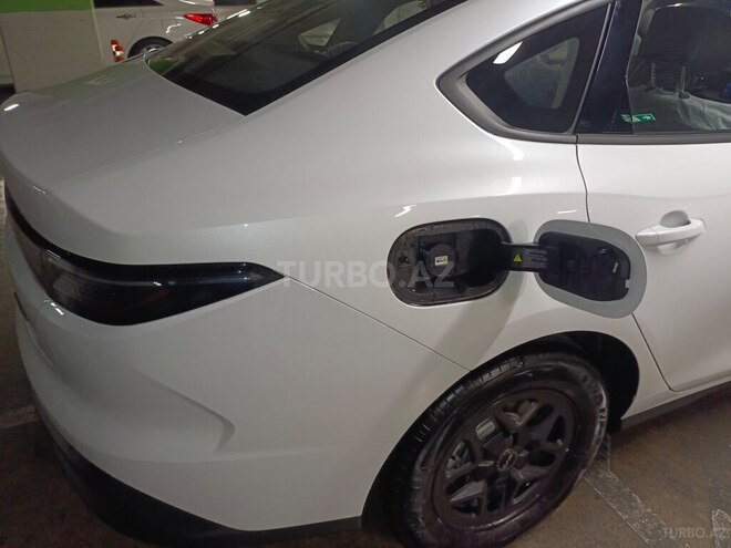 BYD Seal 05-12