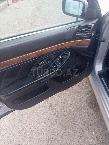 BMW 528 1998, 350,000 km - 2.8 l - Bakı