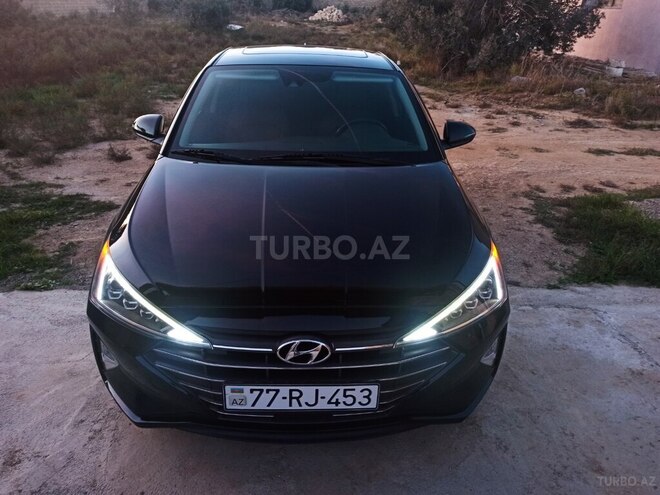 Hyundai Elantra 2019, 65,000 km - 2.0 l - Bakı