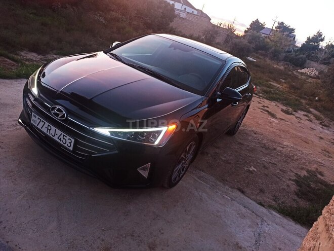 Hyundai Elantra 2019, 65,000 km - 2.0 l - Bakı