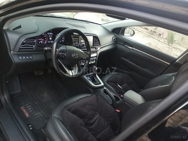 Hyundai Elantra 2019, 65,000 km - 2.0 l - Bakı