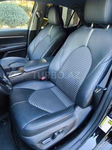 Toyota Camry 2019, 71,300 km - 2.5 l - Bakı
