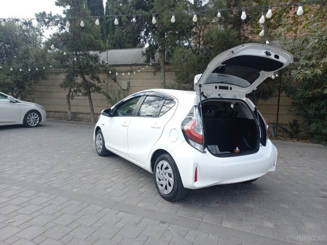 Toyota Aqua 2019, 65,600 km - 1.5 l - Bakı