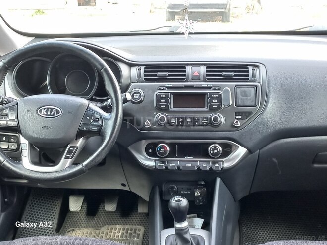 Kia Rio 2011, 215,456 km - 1.2 l - Sumqayıt