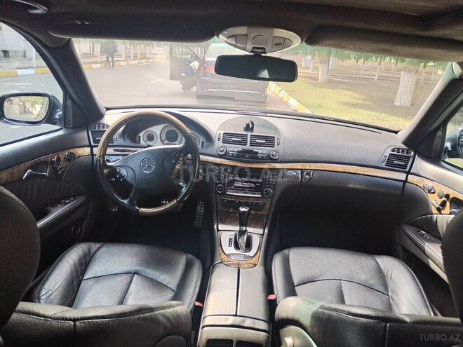 Mercedes E 240 2004, 306,717 km - 2.6 l - Bakı
