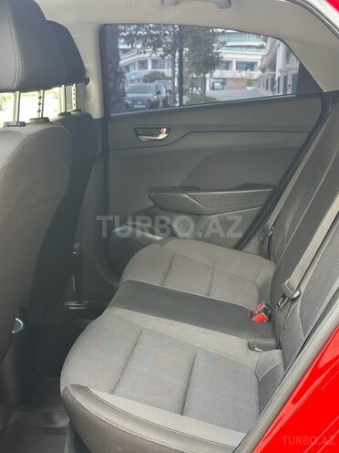 Hyundai Accent 2019, 218,871 km - 1.6 л - Bakı