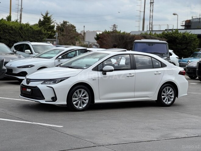 Toyota Corolla-11