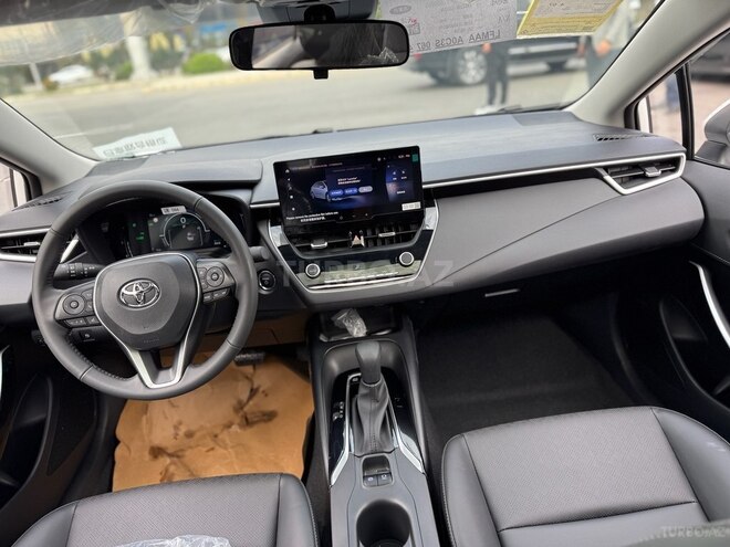 Toyota Corolla-16