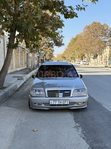Mercedes C 240 2000, 244,000 km - 2.4 l - Yevlax