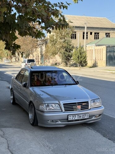 Mercedes C 240 2000, 244,000 km - 2.4 l - Yevlax
