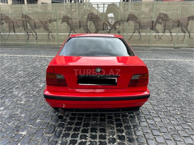 BMW 318 1992, 255,000 km - 1.8 l - Bakı