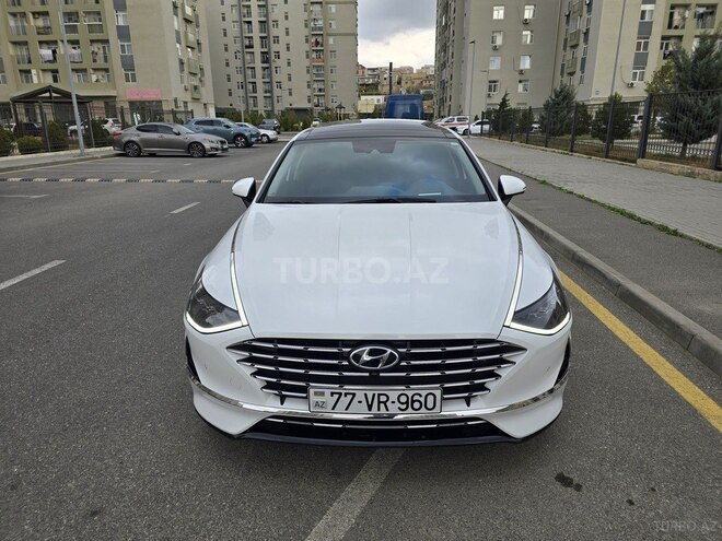 Hyundai Sonata-1