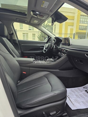 Hyundai Sonata-10