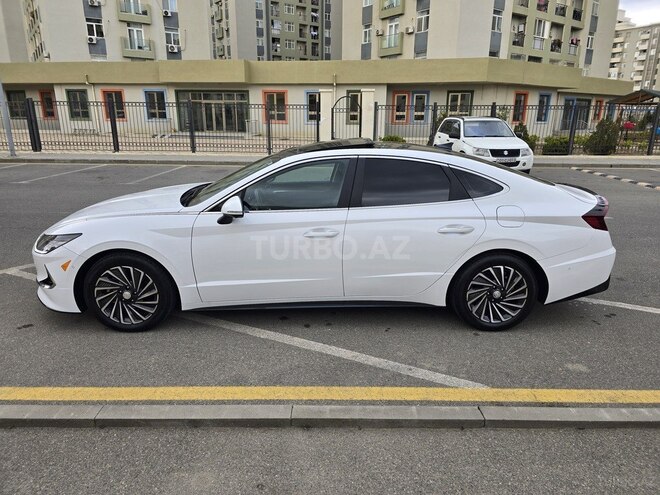 Hyundai Sonata-5