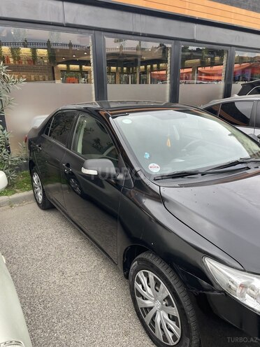 Toyota Corolla 2013, 295,000 km - 1.6 l - Bakı
