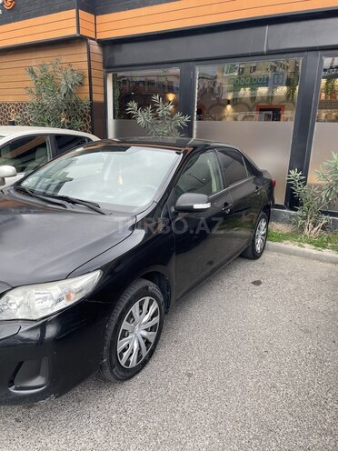 Toyota Corolla 2013, 295,000 km - 1.6 l - Bakı