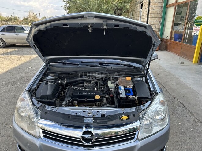 Opel Astra 2009, 312,000 km - 1.4 l - Sabirabad