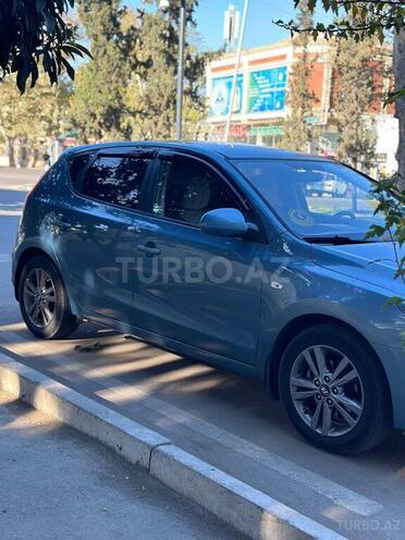 Hyundai i30 2010, 213,000 km - 1.6 л - Gəncə