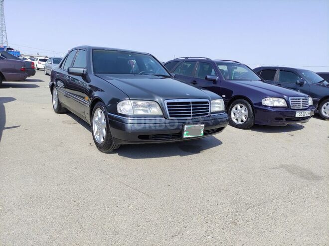 Mercedes C 200 1997, 256,000 km - 2.0 л - Bakı