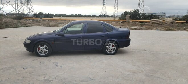 Opel Vectra 1996, 347,000 km - 2.0 l - Sumqayıt