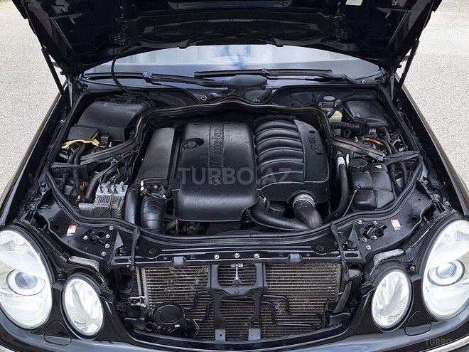 Mercedes E 270 2002, 254,000 km - 2.7 l - Bakı