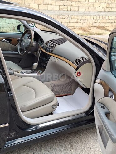 Mercedes E 270 2002, 254,000 km - 2.7 l - Bakı