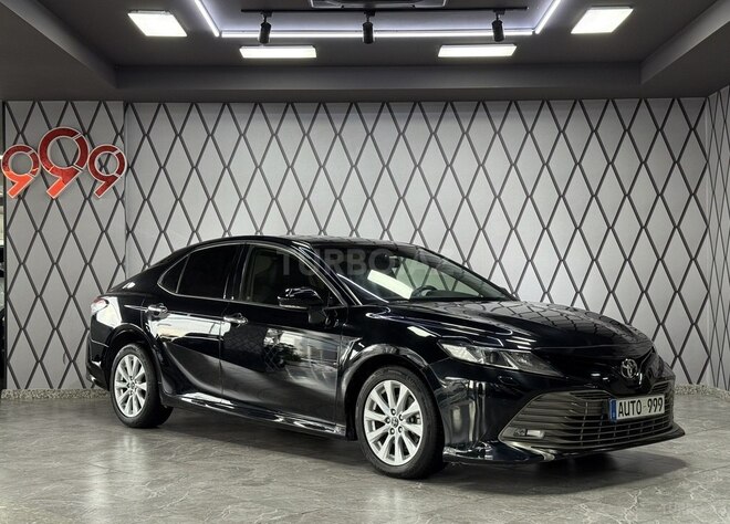 Toyota Camry-3