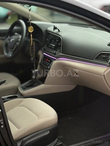 Hyundai Elantra 2017, 152,888 km - 2.0 l - Bakı