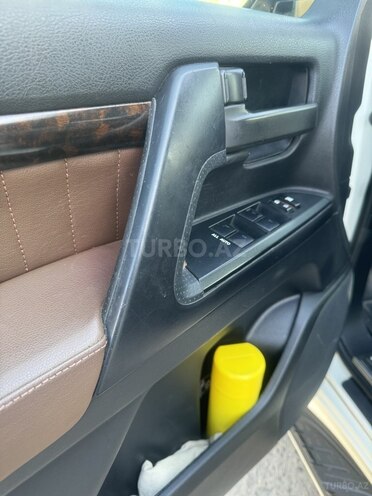 Toyota Land Cruiser 2011, 186,000 km - 4.0 l - Bakı