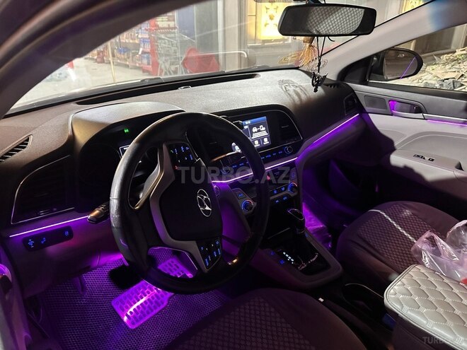 Hyundai Elantra 2016, 183,465 km - 2.0 l - Bakı