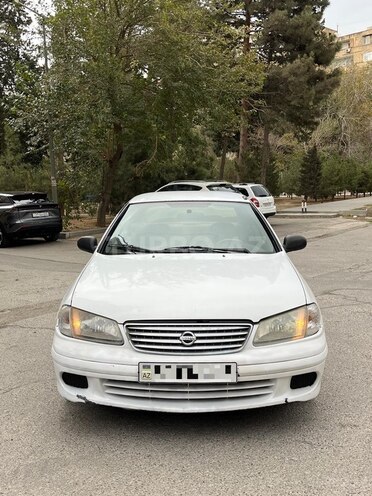 Nissan Sunny 2001, 450,000 km - 1.6 л - Bakı