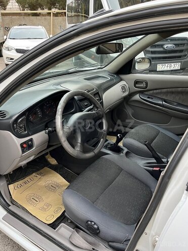 Nissan Sunny 2001, 450,000 km - 1.6 л - Bakı