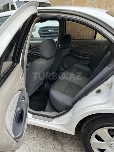Nissan Sunny 2001, 450,000 km - 1.6 л - Bakı