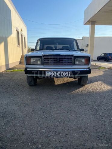 LADA (VAZ) 2107 2009, 52,890 km - 1.6 л - Yevlax