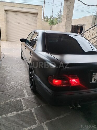 Mercedes E 220 1999, 460,000 km - 2.2 l - Bakı
