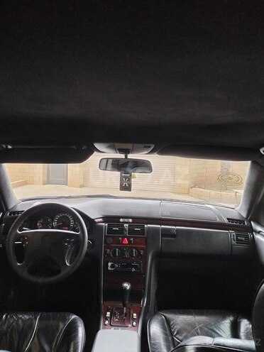 Mercedes E 220 1999, 460,000 km - 2.2 l - Bakı