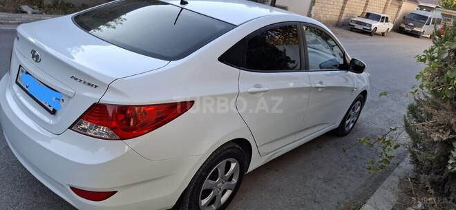 Hyundai Accent 2012, 150,000 km - 1.6 l - Bərdə