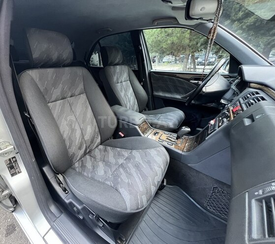 Mercedes E 280 2000, 305,000 km - 2.8 l - Bakı