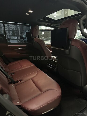 Lexus LX 600-23