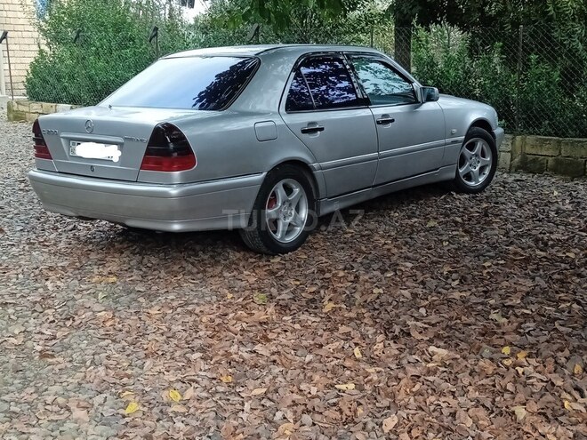 Mercedes C 200 1999, 268,451 km - 2.0 l - Masallı