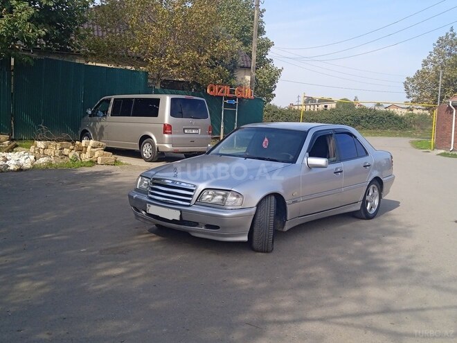 Mercedes C 200 1999, 268,451 km - 2.0 l - Masallı