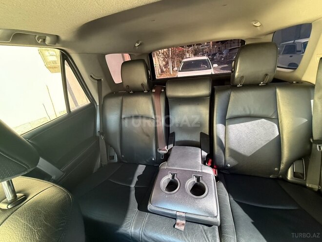 Toyota 4Runner 2011, 150,000 km - 4.0 л - Bakı
