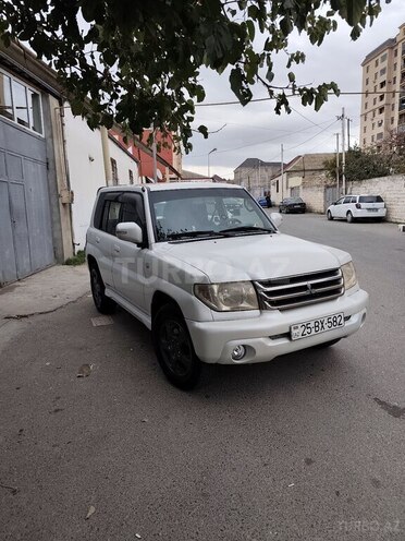 Mitsubishi Pajero io 2004, 320,000 km - 2.0 l - Bakı