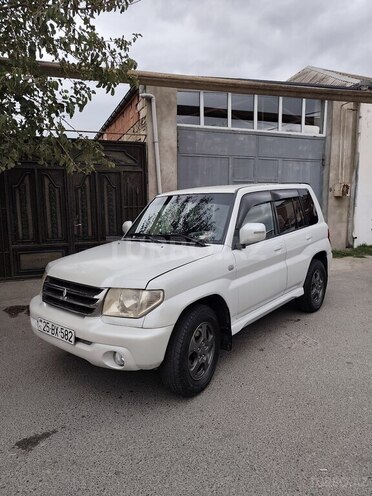 Mitsubishi Pajero io 2004, 320,000 km - 2.0 l - Bakı